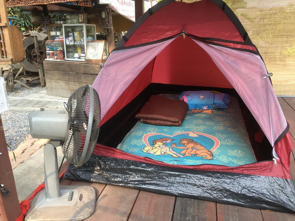 The Little Village Privatunterkunft Lop Buri