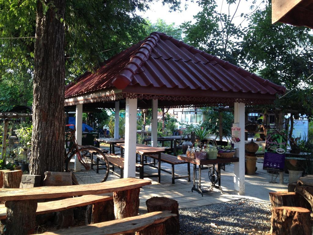 בית אירוח The Little Village *